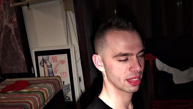 Amateur jockstrap stud gets fucked in ass at home by BF