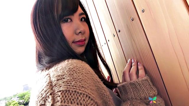 Nozomi Minami Teases In Tenshigao