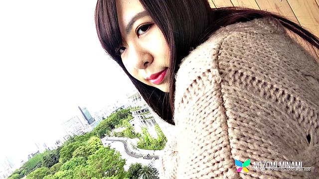 Nozomi Minami Teases In Tenshigao