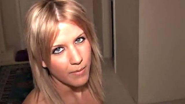 Lexy Lohan Strips Off and Shows Pussy