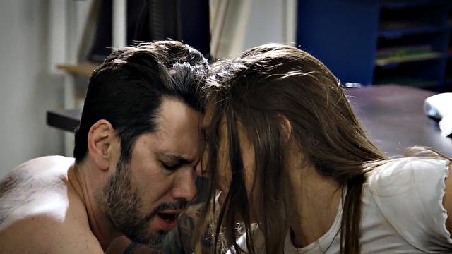 21yo nympho bitch loves fucking hard in tight pussy hole