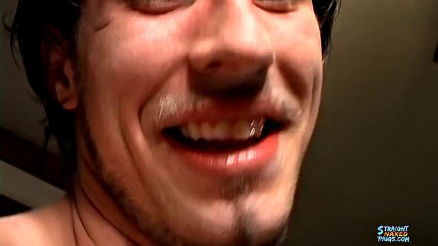 Billy da Kidd And Chain Take Turns Banging Straight Guys