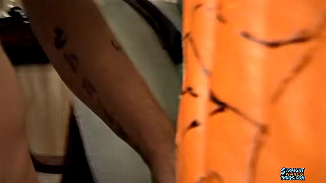 Billy da Kidd And Chain Take Turns Banging Straight Guys