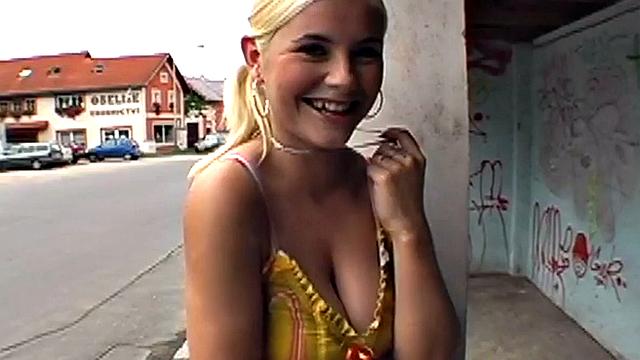 Public amateur babe POV fucked outdoors after casting