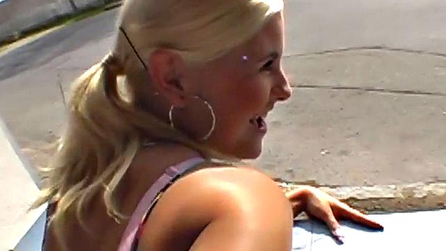 Public amateur babe POV fucked outdoors after casting