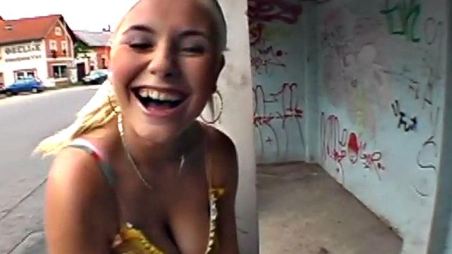 Public amateur babe POV fucked outdoors after casting