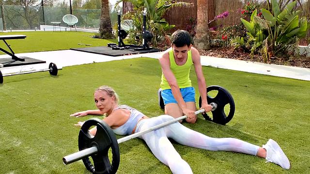 Busty squirting MILF gets her holes fucked outdoors