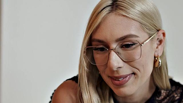 Stunning redhead babe rammed by BF after blowjob