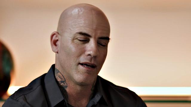 страстная рыжая получает глубокий трах после смачного минета