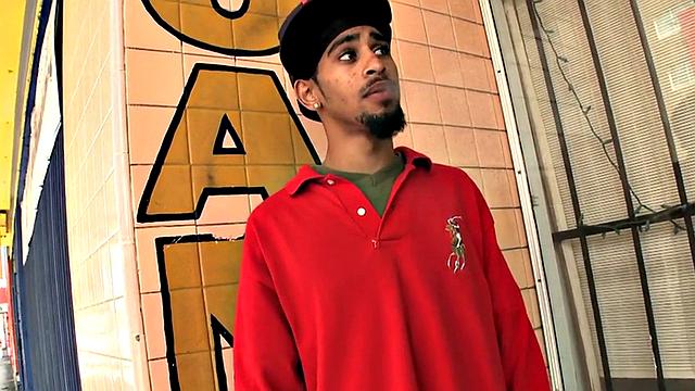 Black picked up bottom cums after fucked by white top