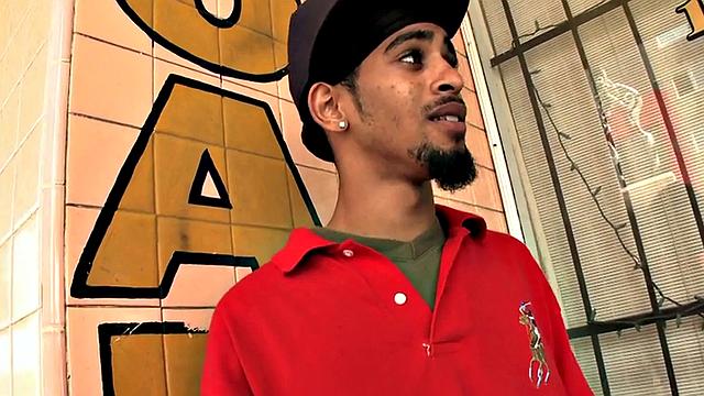 Black picked up bottom cums after fucked by white top