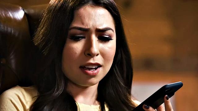 Squirting dyke seduced by dirty before pussylicking