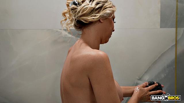 Assisting My Stepmom Shower