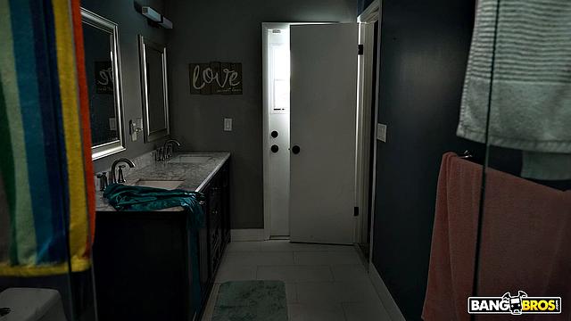 Assisting My Stepmom Shower