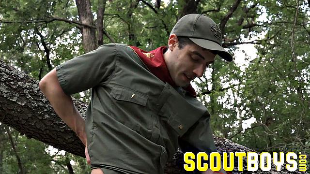 SCOUT NOAH Chapter 3 - The Hike