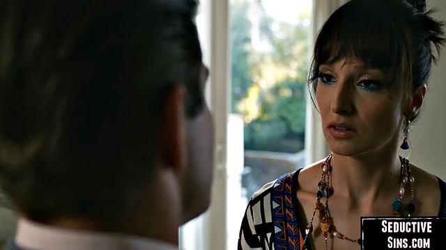 Big-titted sexy MILF gets pussy pounded