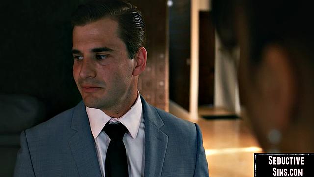 Big-titted sexy MILF gets pussy pounded