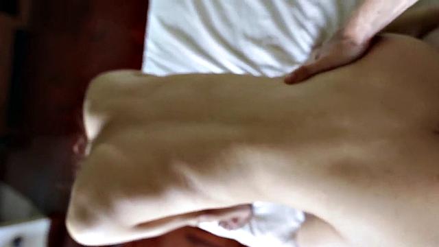 Ami1 - Doggiestyle - Clip