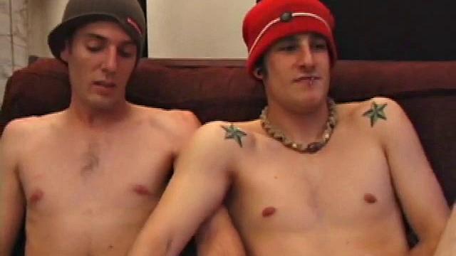 Straight Curtis and Torque Suck Cock