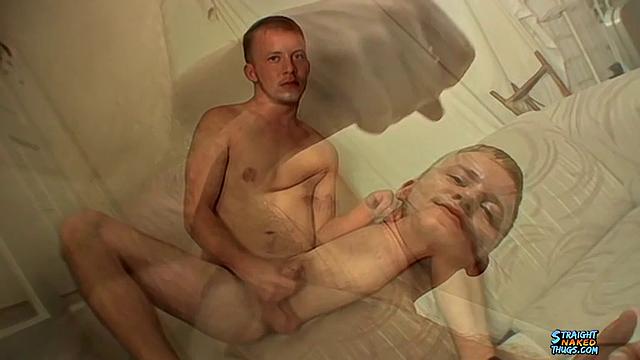 Pizza Delivery Driver Takes A Quick Cum Break - Spark