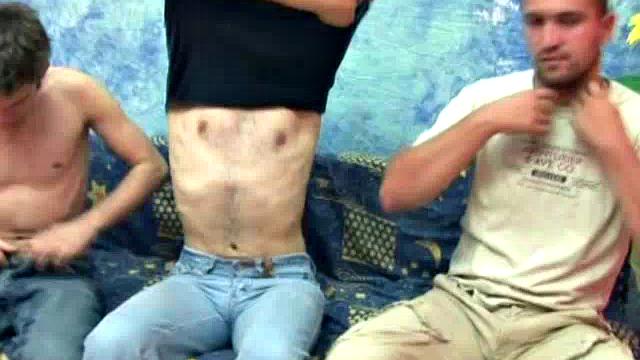 Hot and horny hunks in threesome