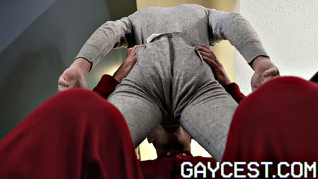 FAMILY HOLIDAY Tape 1 - Mistletoe