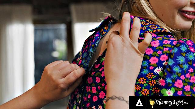 MOMMY'S GIRL - Petite SQUIRTER Coco Lovelock Keeps Splashing On MILF Lauren Phillips