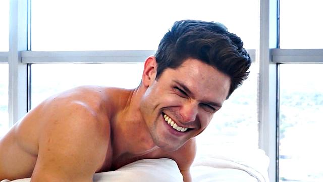 FalconStudios - Cute Jock Needs Help And Gets Pounded BY A BUILDER HUNK