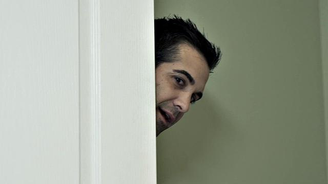 знойная milf в кроп-топе жестко скачет и берёт всё в свои руки