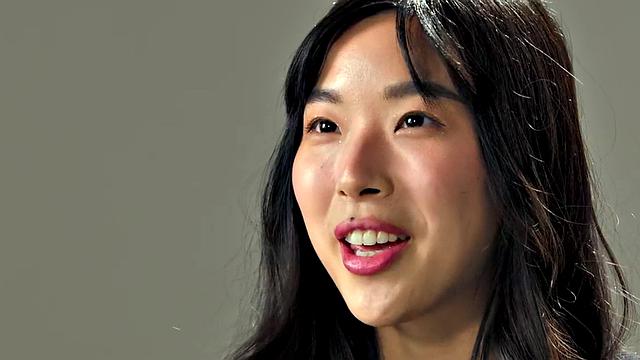 Sweet Asian fingering herself