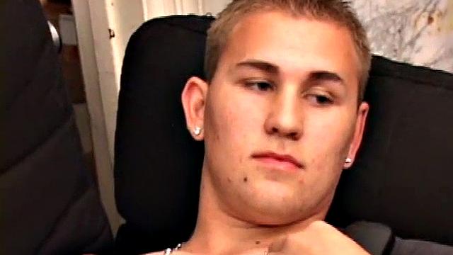 Adrian Knutts Jerking