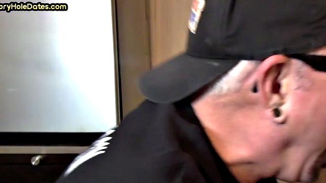 Bearded gloryhole DILF gives 