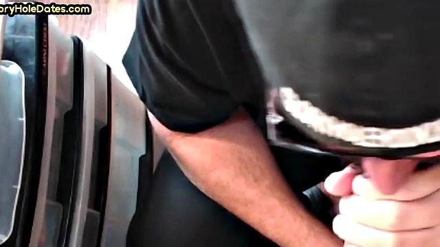 Bearded gloryhole DILF gives 