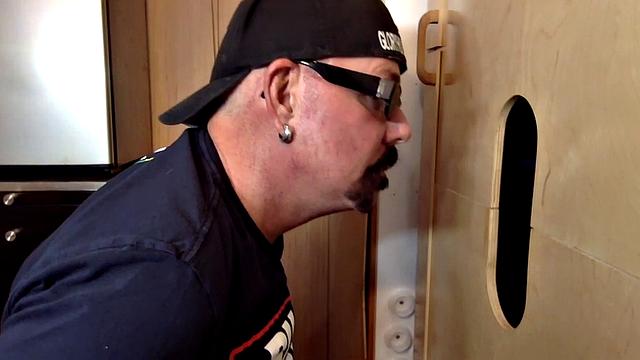 Dick Suckers At The Gloryhole