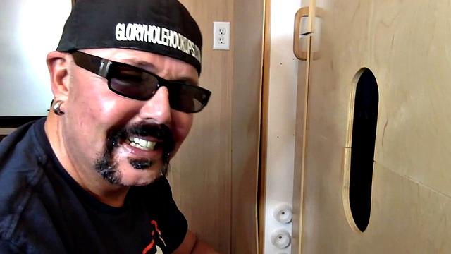 Dick Suckers At The Gloryhole