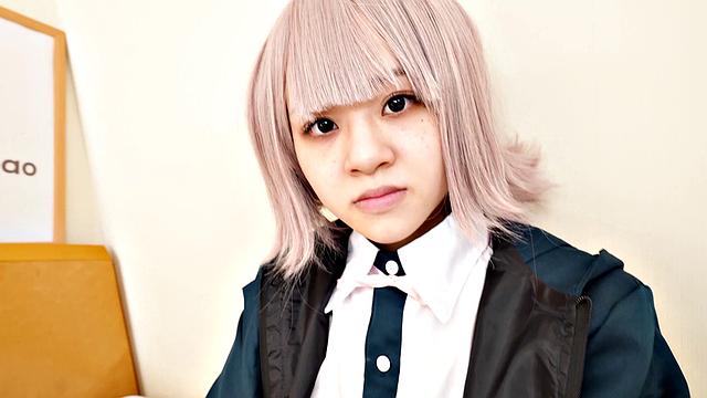 Cutie Saeko Ishiki comes to see with a cute cosplay