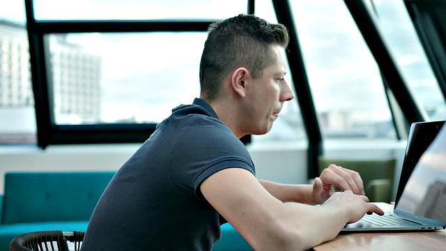 JOYMII - Cute Horny Brunette Alyssia Kent Distracts Her Boyfriend To Have Some Sex