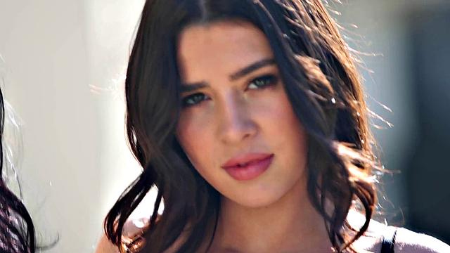 LesbianX - Cutepie Kylie Rocket Munches Brunette