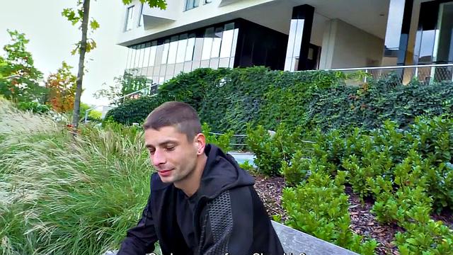 St8 twick stud gives blowjob in POV