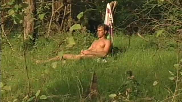 This sexy solo jerk off session features 24 year old Bo Scott. After skinny dipping in the lake, Bo moves to a secluded area on shore.