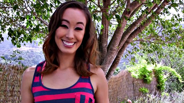 Cock-pleasing Christy