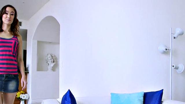 Cock-pleasing Christy