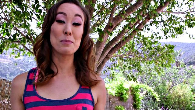 Cock-pleasing Christy