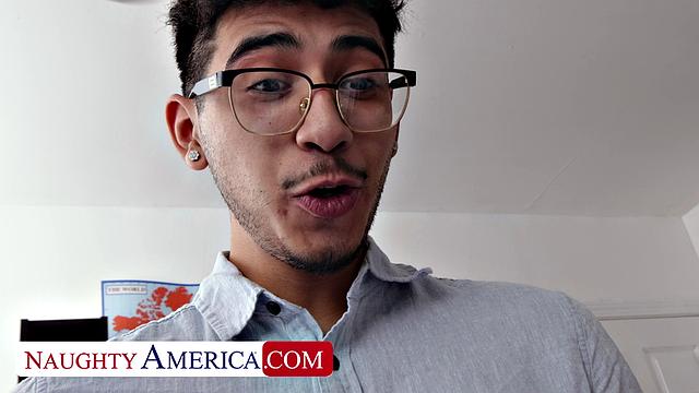 Busty Lindsay Lee motivates the office with her ass-ets