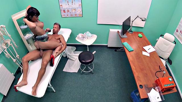 Hot patient in heels gets a kinky treatment in the toilet room