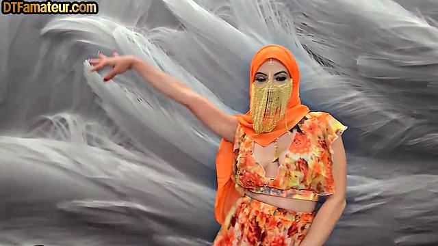 Big Arab babe cockriding in POV