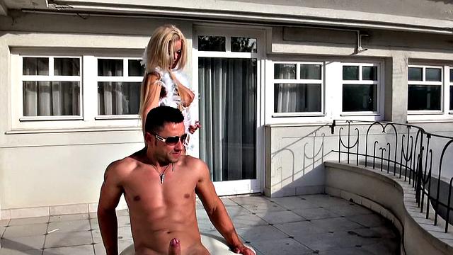 Cum Out On The Terrasse