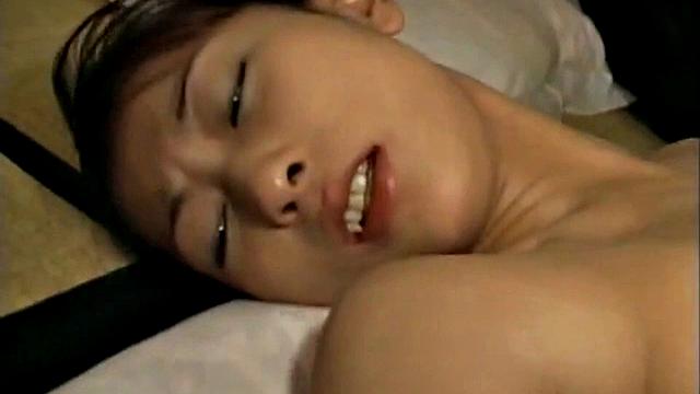 Cute Japanese Blowjob and Hard Fucked