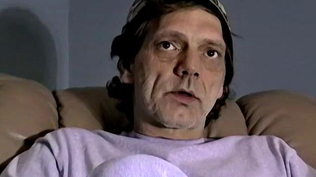 Дою сперму из члена дедушки - дедушка
