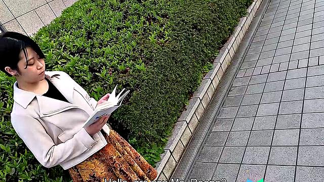 Naughty Reona Sato comes with wet pussy and big tits